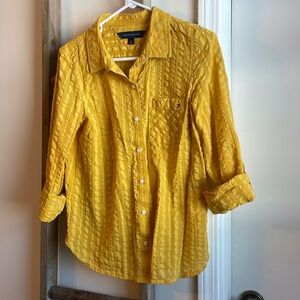 Bright yellow TOMMY HILFIGER yellow button down blouse with feminine  texture